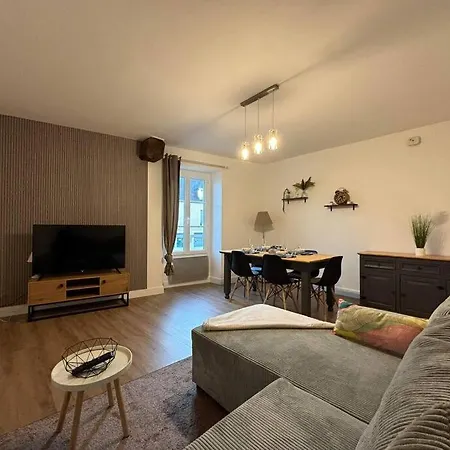 A 150m Du Centre Apartamento