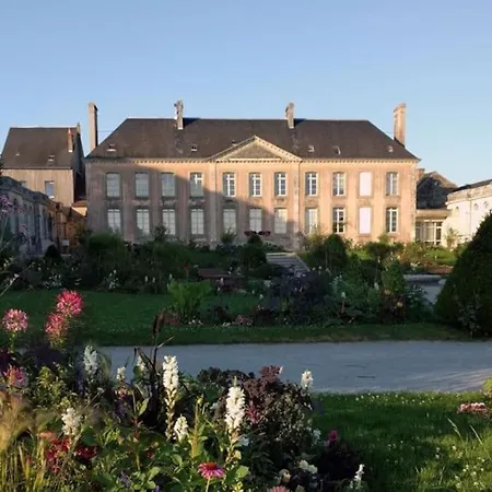A 150m Du Centre Apartamento